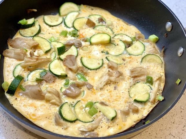 Zucchini and Oyster Mushroom Omelet