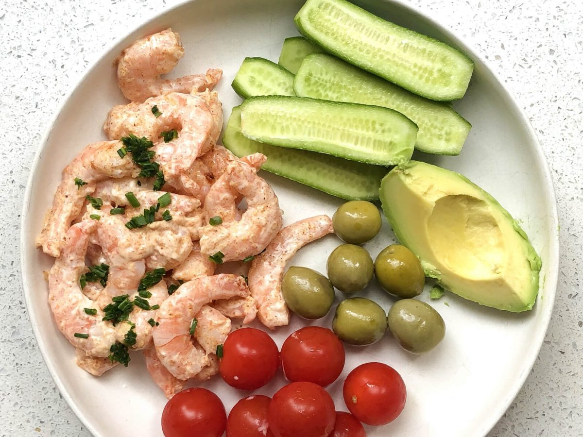 Lunchbox: Prawns, Avocado, and Salad