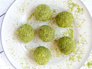 Matcha and Chocolate Chip Energy Balls