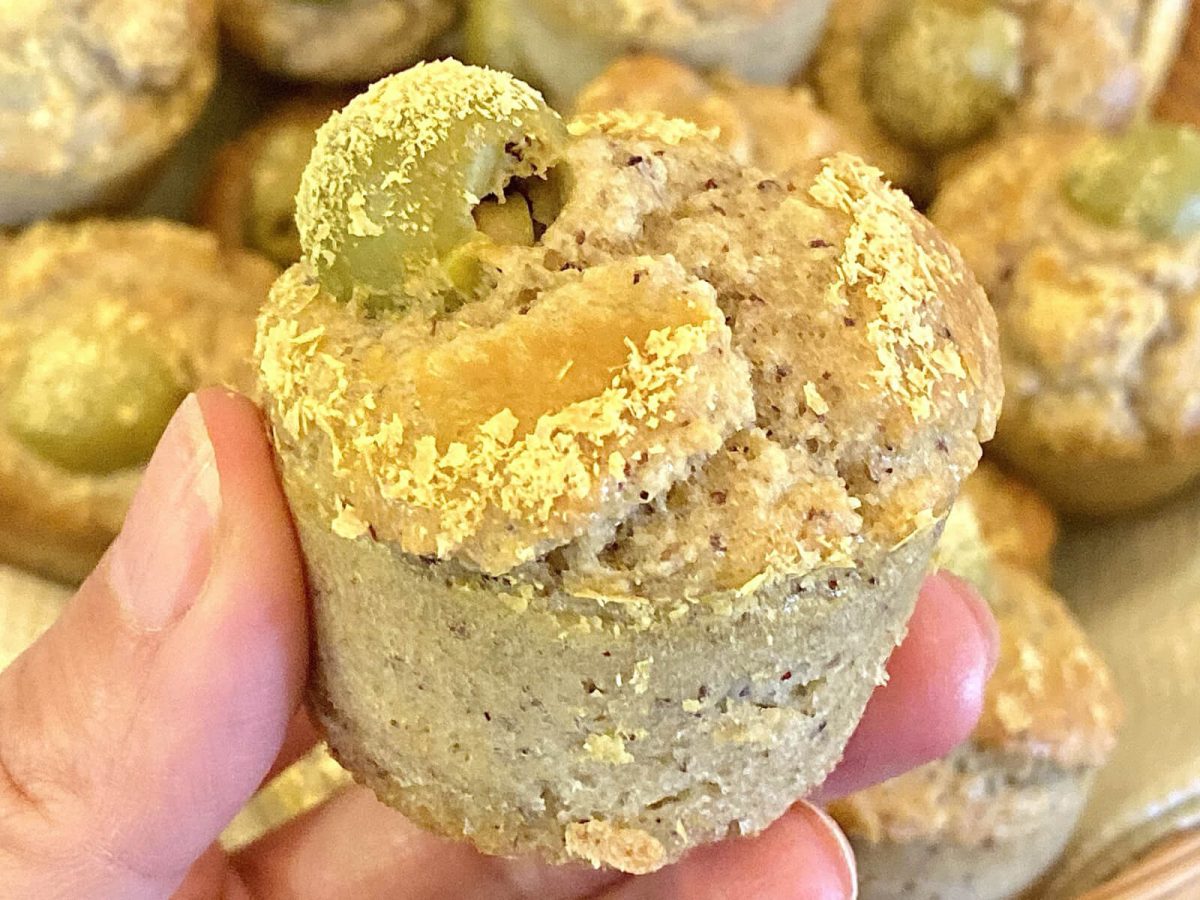 Paleo Mini Bread Rolls