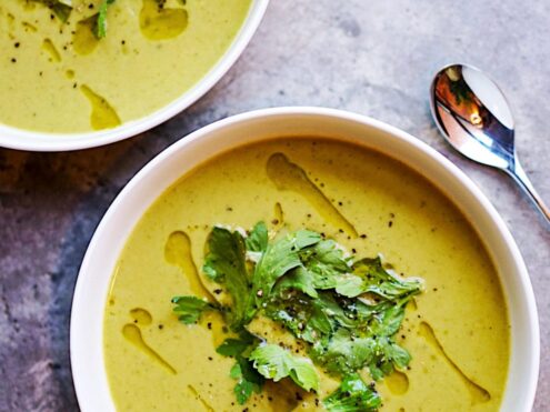 Cream of Broccoli and Zucchini Soup