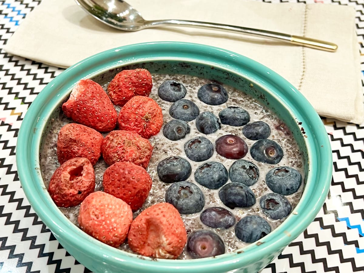 Overnight Acai Bowl
