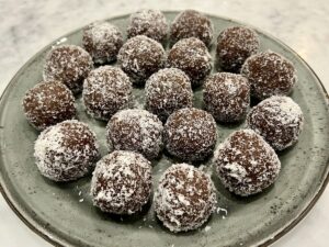 Chocolate Protein Balls