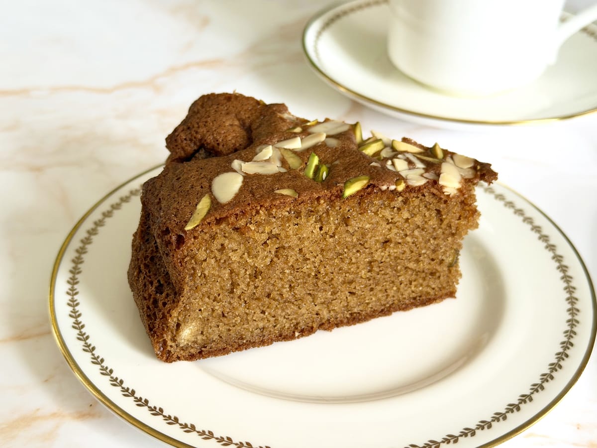 Orange blossom and almond cake